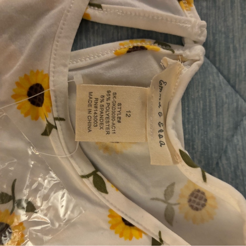 Girls’ Large cutest dress bundle - Picture 6 of 8